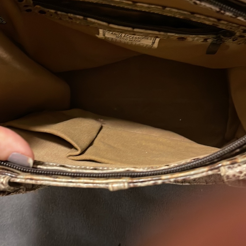 Purse - Picture 2 of 3